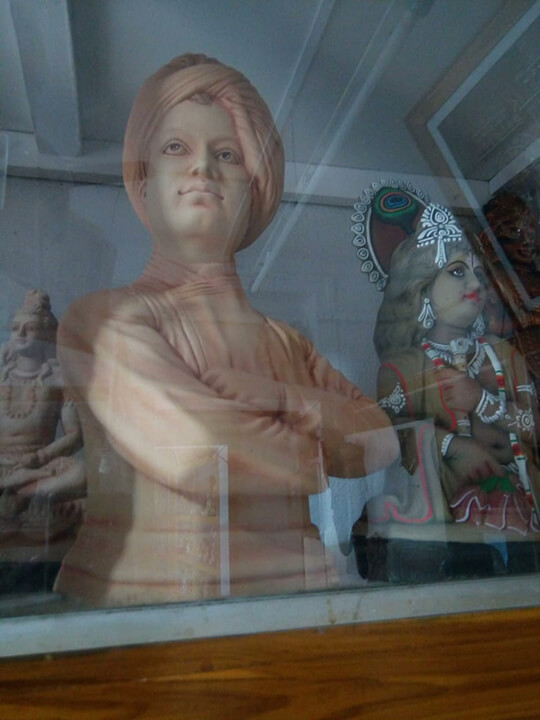 Photograph from an Anandodhara post
